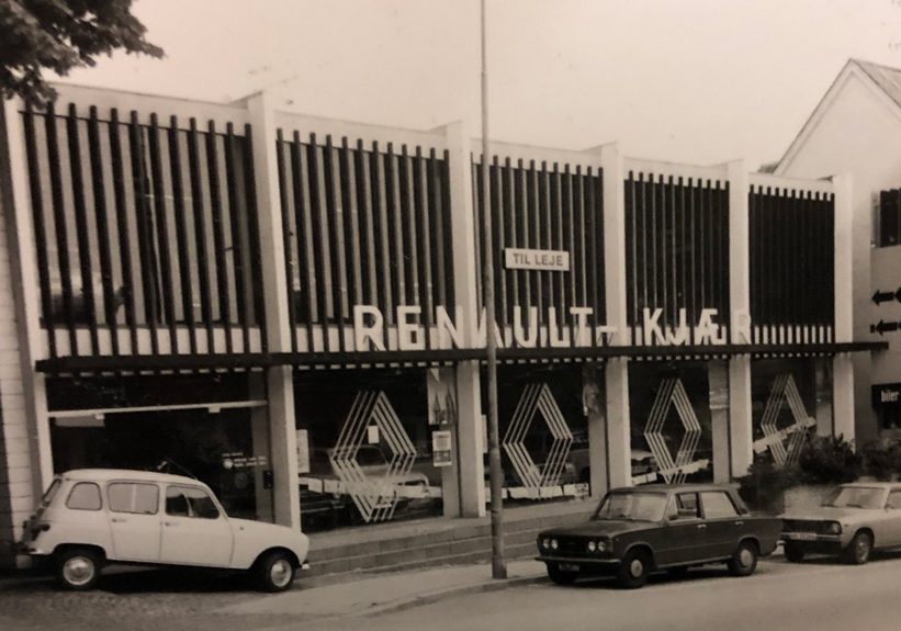 Early Showroom
